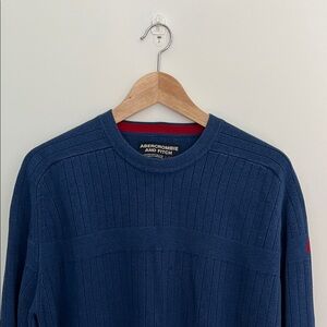 a&f navy ribbed sweater, men’s size XL